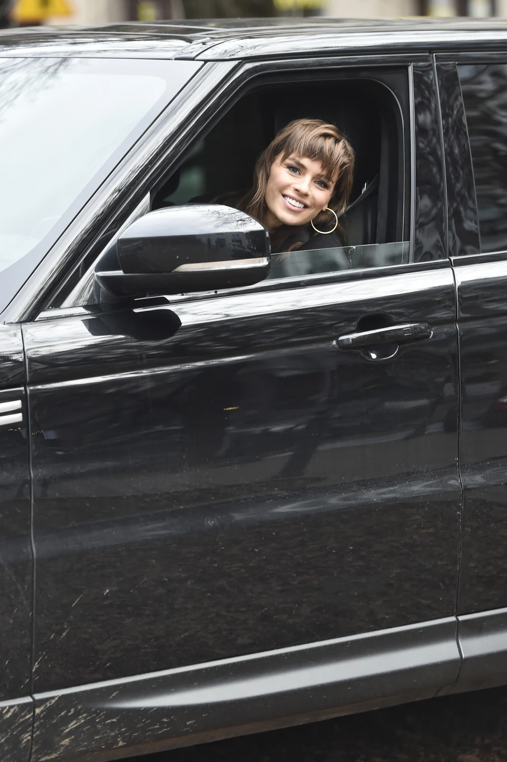 Piękna aktorka rzadko jednak decyduje się na diametralne zmiany i jedynie podczas występów na scenie możemy oglądać ją w zaskakujących odsłonach