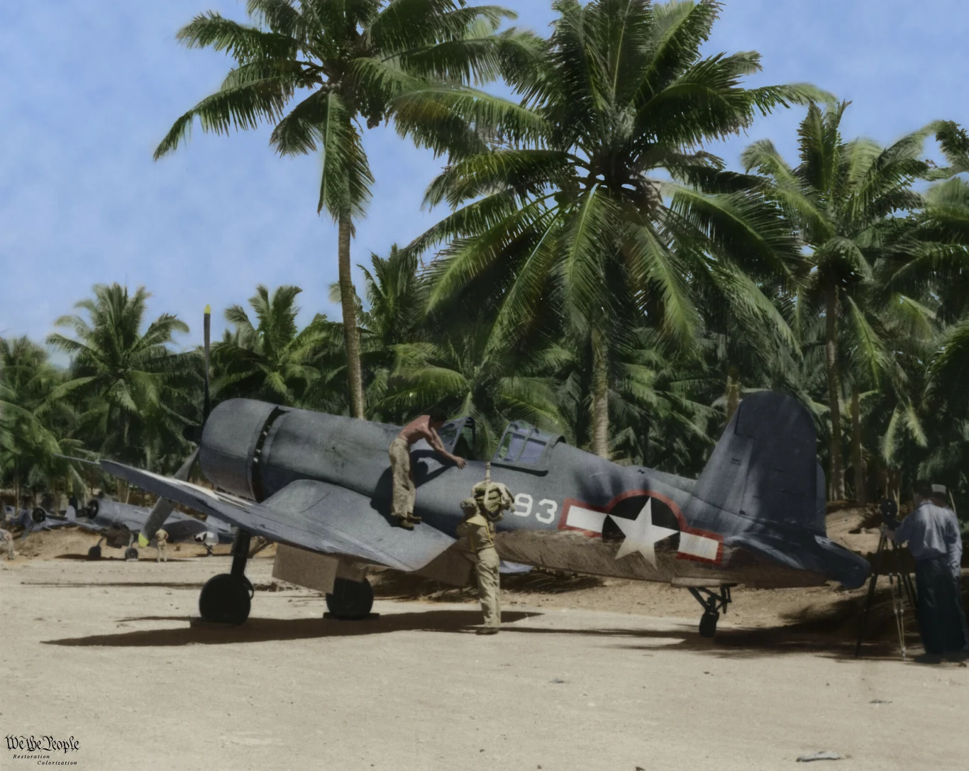 Z końcem sierpnia 1941 roku odszedł ze służby na własną prośbę i zatrudnił się w Central Aircraft Manufacturing Company, która pośredniczyła w sprzedaży amerykańskich samolotów bojowych do Chin. Oficjalnie miał nadzorować ich montaż na docelowych lotniskach. Tak naprawdę firma była przykrywką dla Latających Tygrysów – grupy amerykańskich pilotów pod dowództwem Claira Lee Chennaulta. 29 stycznia 1942 roku zestrzelił pierwszy japoński samolot. Był to Ki-27. Dał się tam poznać nie tylko jako znakomity pilot, ale także hulaka. Notorycznie sprawiał Chennaultowi problemy. Nie zgadzał się z jego rozkazami, publicznie się sprzeczał. Na jedną z misji poleciał na kacu. Na innej był pijany. Pewnego razu, co ciekawe będąc trzeźwym i wypoczętym, zmylił kurs i cztery P-40B musiały lądować w przygodnym terenie. Dwa z nich trafiły na złom. Po ataku na Pearl Harbour starał się wrócić do Stanów Zjednoczonych. Uważał, że z jego doświadczeniem, tam będzie bardziej potrzebny. W Chinach, wedle oficjalnych danych, zestrzelił dwa samoloty i półtora zniszczył na ziemi. Wedle jego własnych wspomnień, częściowo potwierdzonych przez pilotów, z którymi służył, zniszczył w sumie sześć maszyn wroga. 