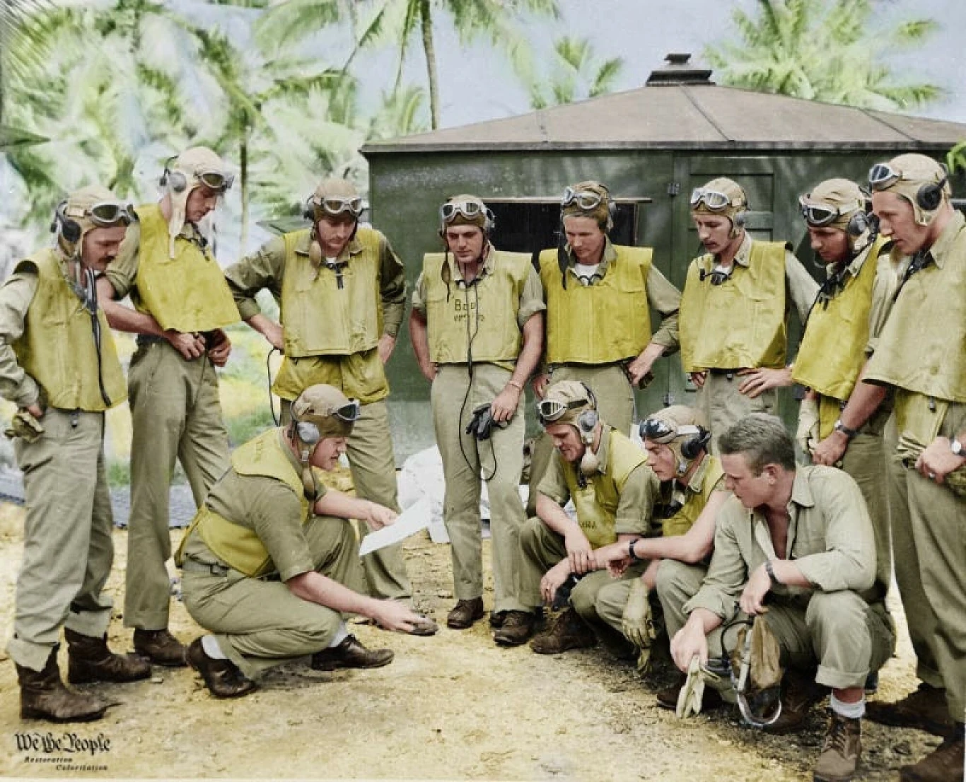 W drugiej połowie września 1942 roku ponownie wstąpił do USMC, który cierpiał na olbrzymie braki kadrowe. W kwietniu 1943 został wysłany na Guadalcanal jako zastępca dowódcy 122 dywizjonu myśliwskiego. W lipcu, na dwa miesiące, przejął od mjr. Hermana W. Hansena dowództwo nad 112 dywizjonem, którego piloci widoczni są na zdjęciu. Potem został bez przydziału. Ciągłe pijackie awantury, niesubordynacja na ziemi i brawura w powietrzu, nie przysparzały mu sojuszników na froncie. Co innego w sztabie w Australii, gdzie ceniono jego zadziorność, agresję i sposób dowodzenia. Stwierdził więc, że jeśli na Guadalcanal nie chcą mu dać dowództwa dywizjonu, to on sobie sam go stworzy. Z wyrzutków sprawiających problemy, pilotów bez przydziału i rekonwalescentów stworzył grupę pilotów. Potrzebował jeszcze samolotów i obsługi naziemnej. Z tymi pierwszymi nie miał większego problemu – lotnicy pozbierali wszelkie stare, zużyte i będące w naprawie myśliwce F4U Corsair, jakie znaleźli. Dopiero wówczas Boyington wystąpił o zgodę na utworzenie dywizjonu. Tak powstał 214 dywizjon myśliwski Piechoty Morskiej, zwany początkowo "Bękartami Boyingtona". 
