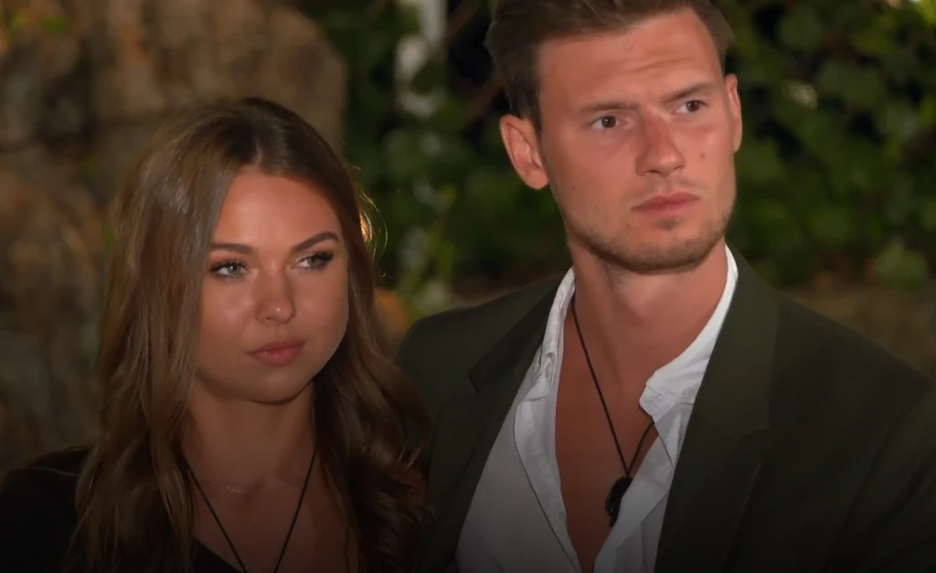 Ola Kotowska i Rafał Pietrzak - "Love Island. Wyspa miłości"