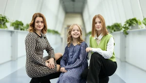 Ala i Ola Tracz z mamą