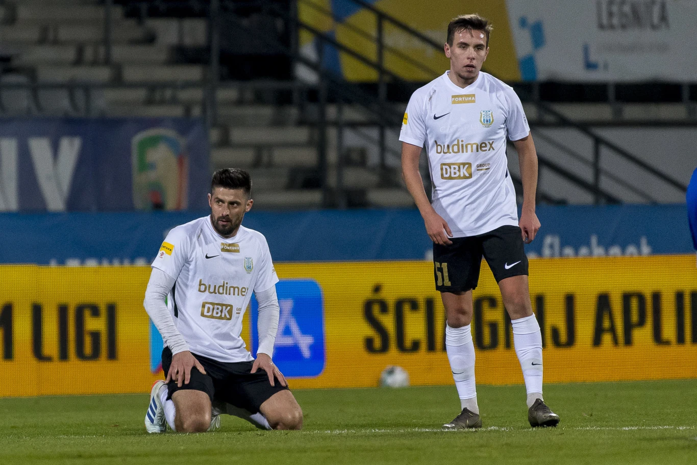 Piłkarze Stomilu Olsztyn w meczu przeciwko Miedzi Legnica Piłkarze Stomilu Olsztyn w meczu przeciwko Miedzi Legnica