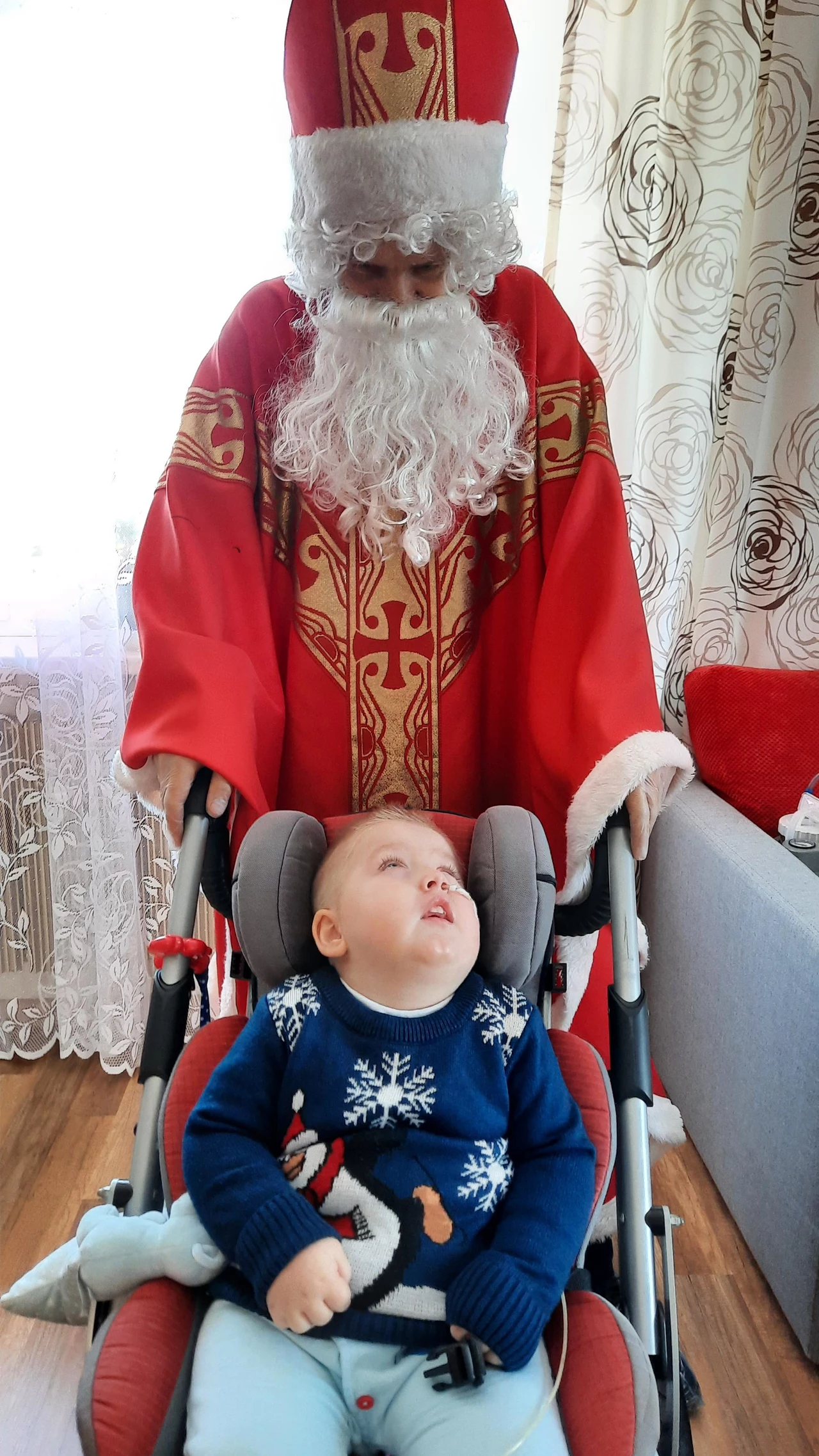 - Jest to niezwykle wzruszające, że pomimo tak trudnych czasów, kiedy wiele osób straciło pracę bądź dotkliwie odczuło skutki lockdownu, znalazło się tyle pięknych serc, które postanowiły podzielić się z tymi najsłabszymi – mówi Aleksandra Ciejka z Hospicjum dla Dzieci Alma Spei. - Jest to niezwykle wzruszające, że pomimo tak trudnych czasów, kiedy wiele osób straciło pracę bądź dotkliwie odczuło skutki lockdownu, znalazło się tyle pięknych serc, które postanowiły podzielić się z tymi najsłabszymi – mówi Aleksandra Ciejka z Hospicjum dla Dzieci Alma Spei.