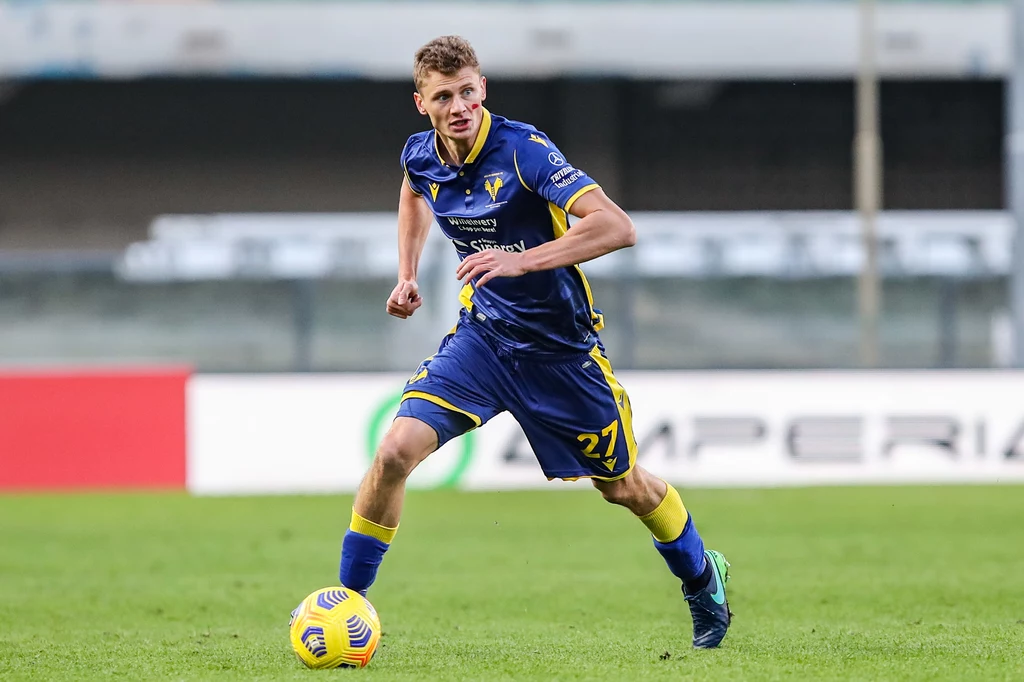 Paweł Dawidowicz w barwach Hellasu Werona Paweł Dawidowicz w barwach Hellasu Werona