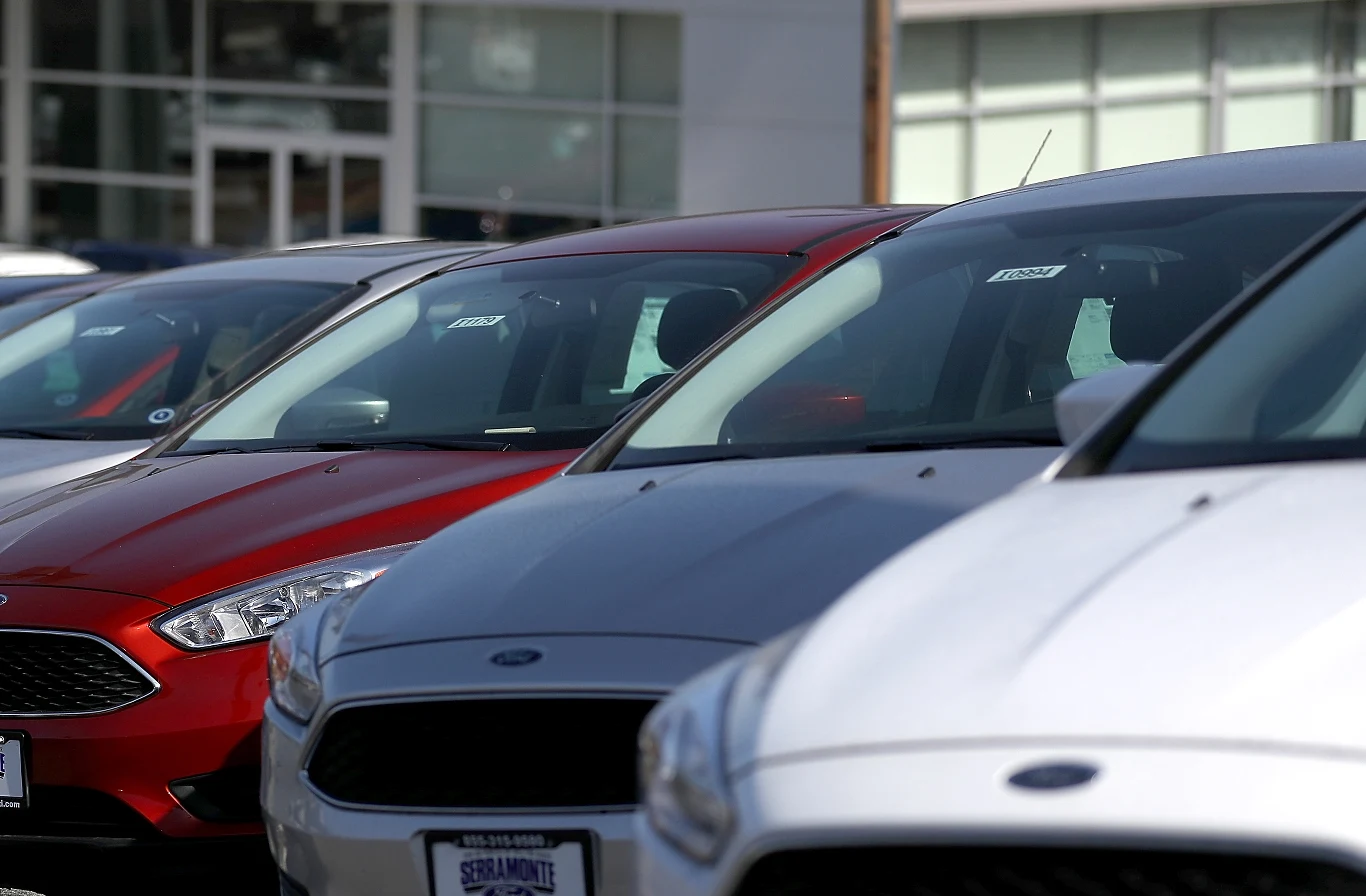Niemal połowa chcących kupić auto zamierza wybrać nowe. To nie koresponduje z realami... Niemal połowa chcących kupić auto zamierza wybrać nowe. To nie koresponduje z realami...