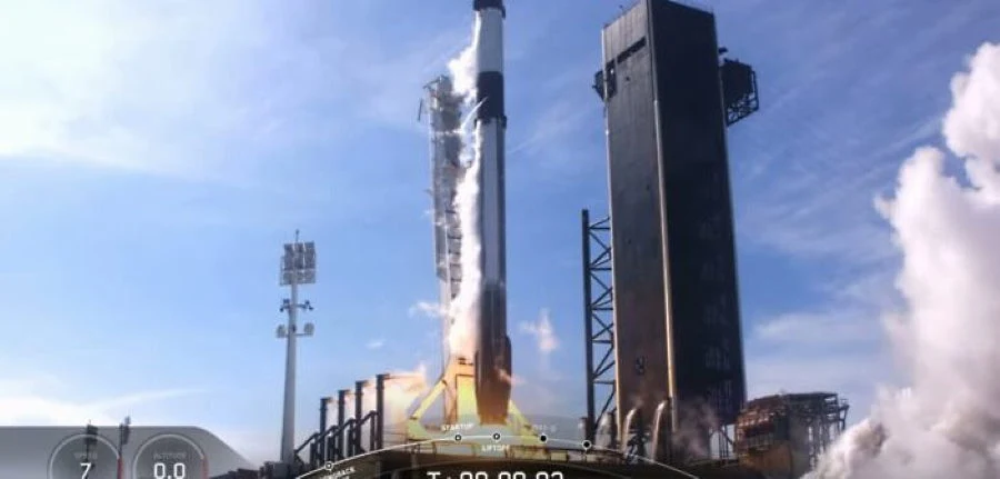 Start misji CRS-21. Fot. SpaceX Start misji CRS-21. Fot. SpaceX