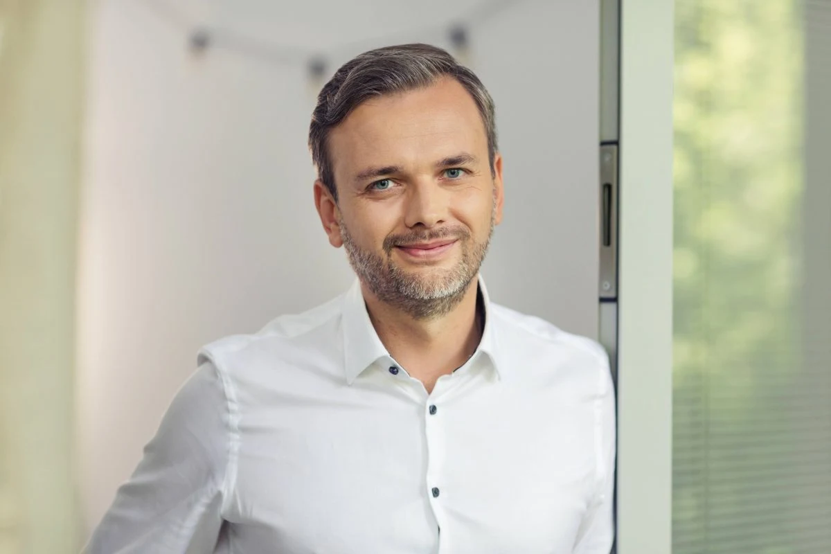 Prof. dr hab. Grzegorz Mazurek Rektor Akademii Leona Koźmińskiego