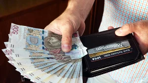 W 2020 roku mediana płac magistrów inżynierów wyniosła 6725 zł brutto (zdj. ilustracyjne)