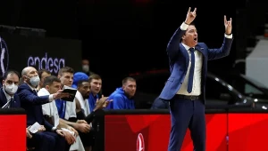 Xavi Pascual, trener Zenita podczas meczu z Valencią