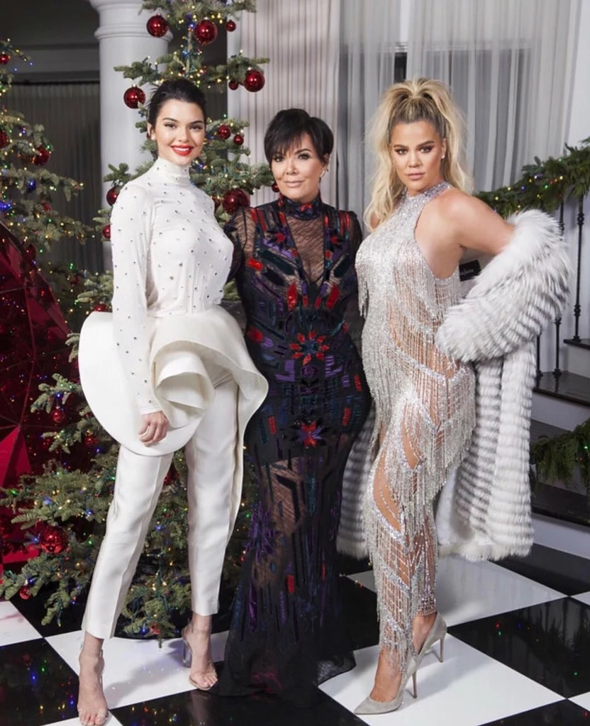 Jedno ze świątecznych zdjęć Kardashianów