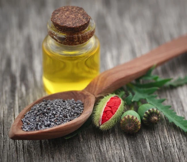 Czym jest olej makowy i jak go stosować? Czym jest olej makowy i jak go stosować?