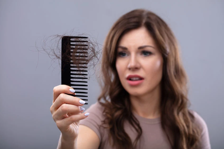 Kiedy wypadanie włosów może być groźne? 