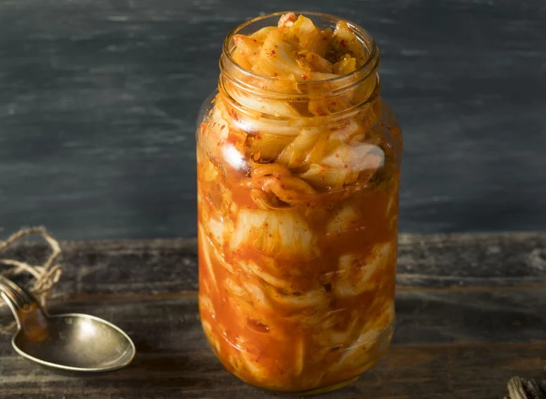 Kimchi w słoiku 