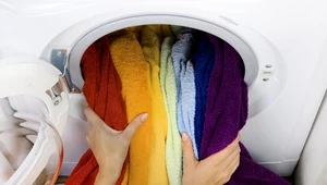 Popularne błędy, które popełniamy podczas prania