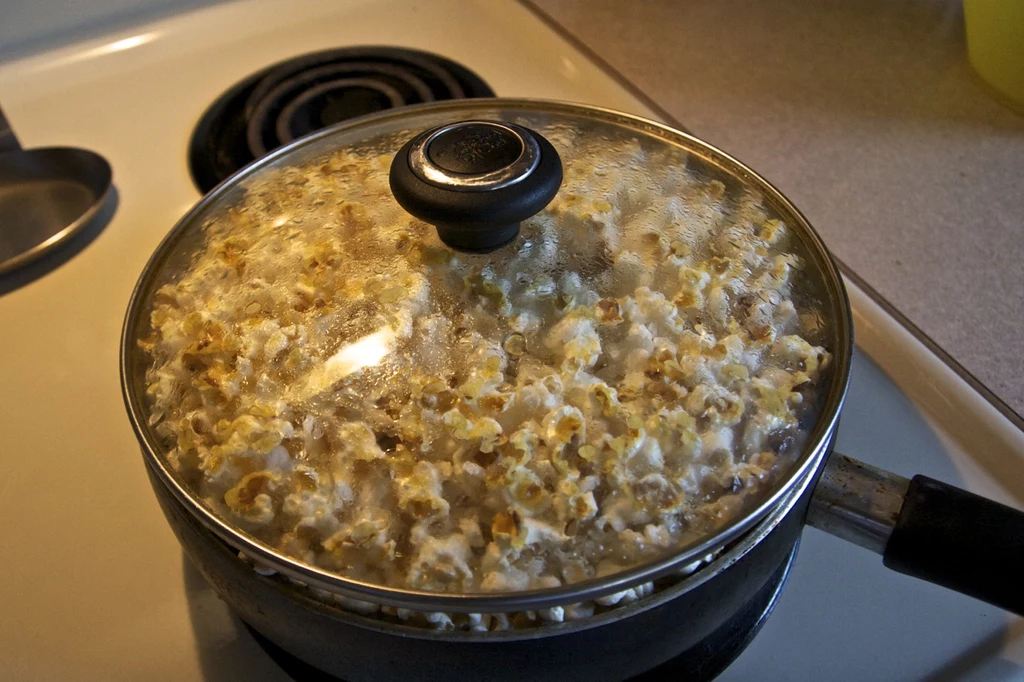 popcorn z miodem