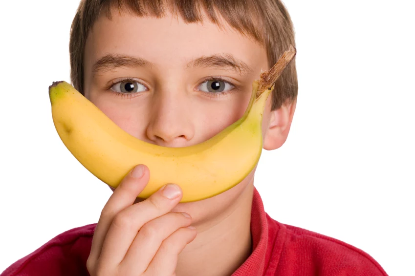 zalety jedzenia bananów