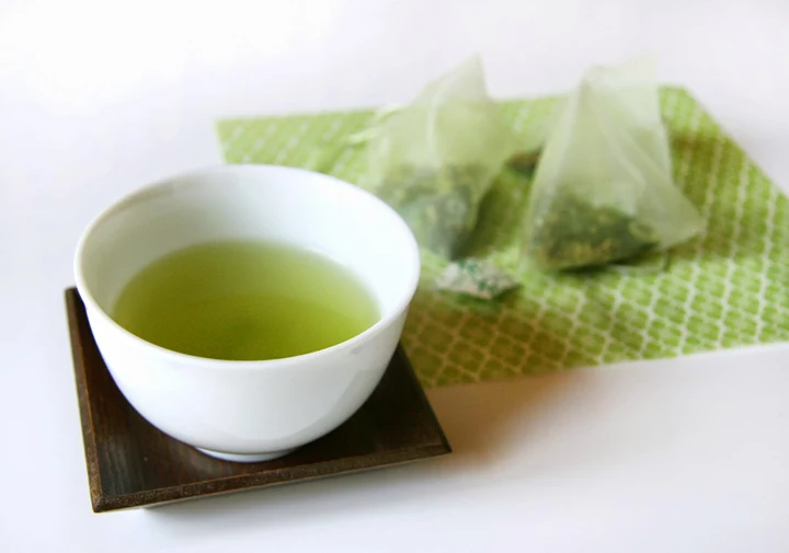 zielona herbata na popękane usta