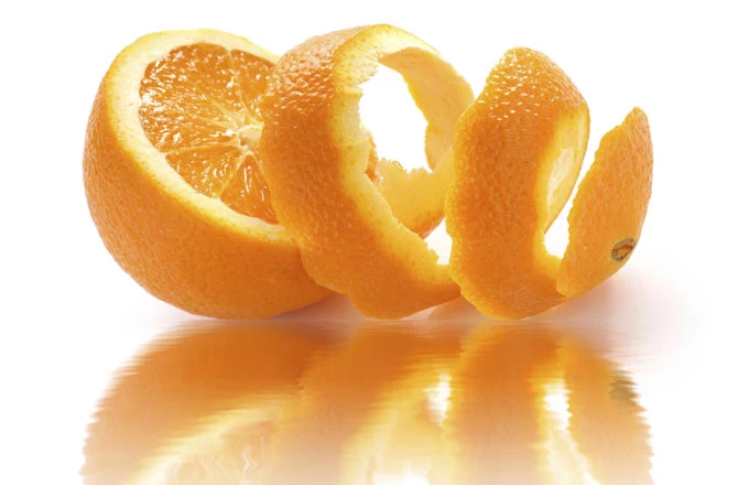 skórka pomarańczy na żółte paznokcie
