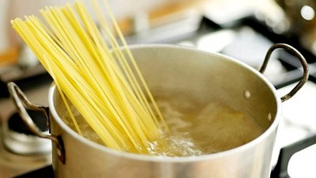 Gotowanie spaghetti