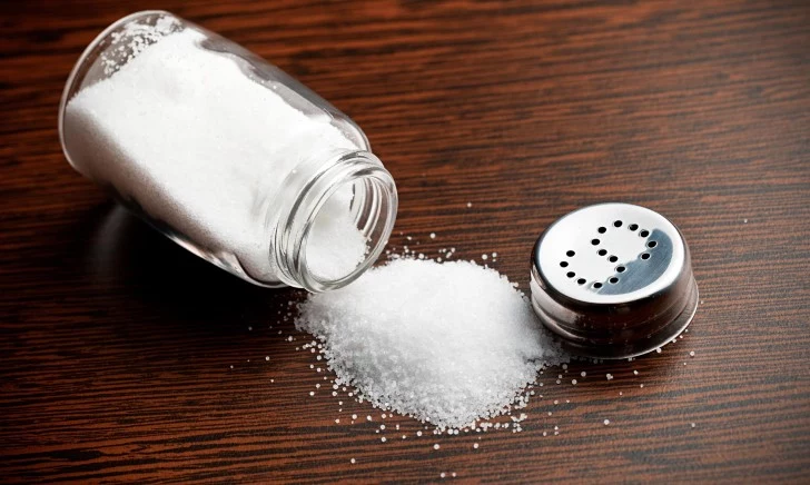Duża zawartość soli i tłuszczu niezdrowa dla zwierząt
