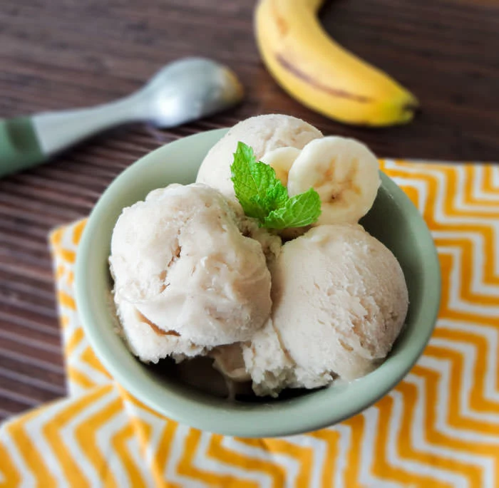 Wegańskie lody bananowe Wegańskie lody bananowe