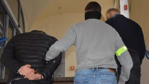 Policjanci zatrzymali 39-letniego mieszkańca Pruszcza Gdańskiego, który odpowie za kilkadziesiąt kradzieży paliwa ze stacji benzynowej