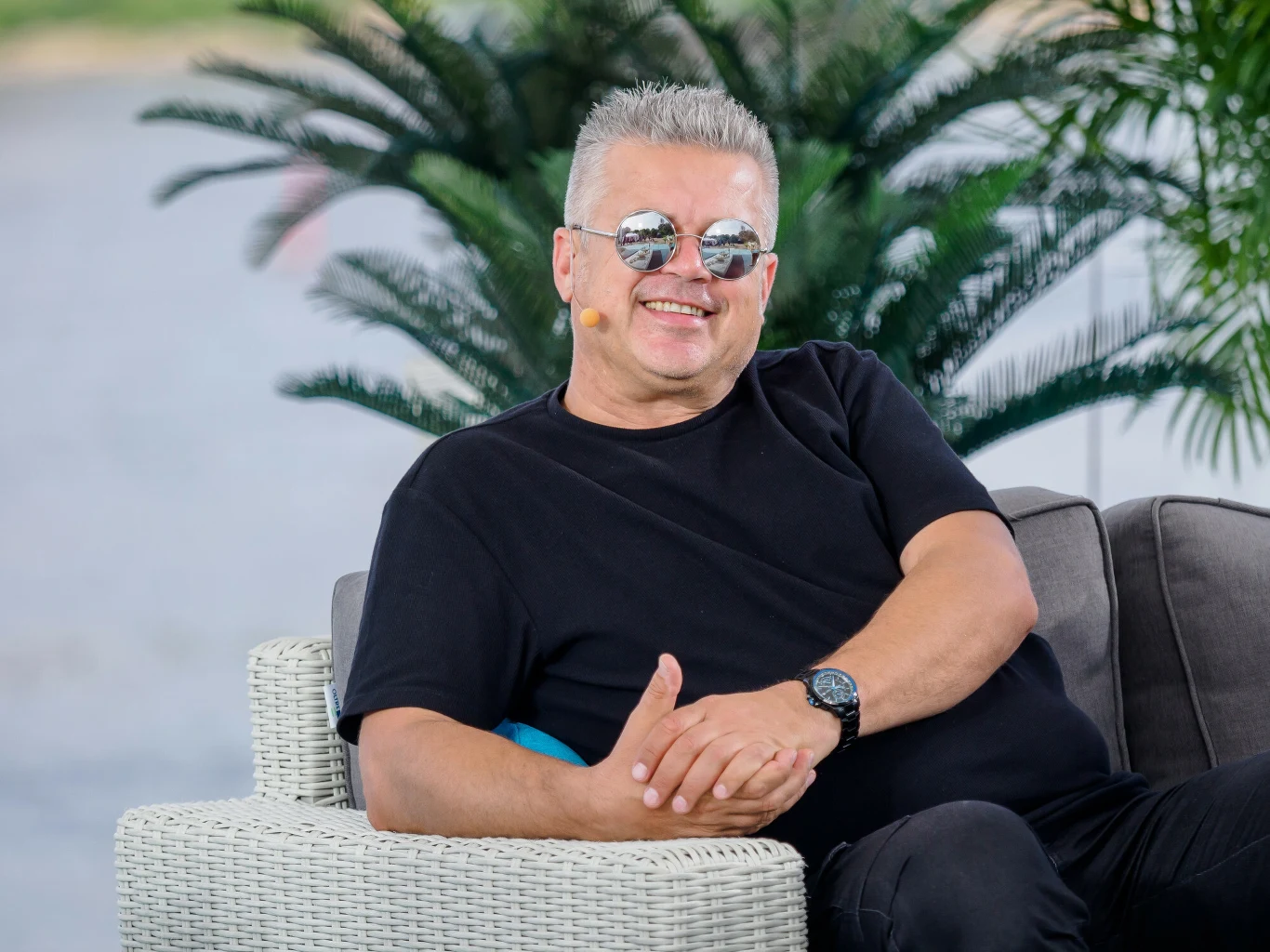 Jacek "Dżej Dżej" Jędrzejak szykuje solowy debiut Jacek "Dżej Dżej" Jędrzejak szykuje solowy debiut