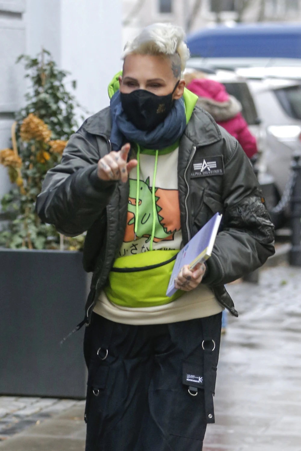 Agnieszka Chylińska w drodze do studia "Dzień dobry TVN" Agnieszka Chylińska w drodze do studia "Dzień dobry TVN"