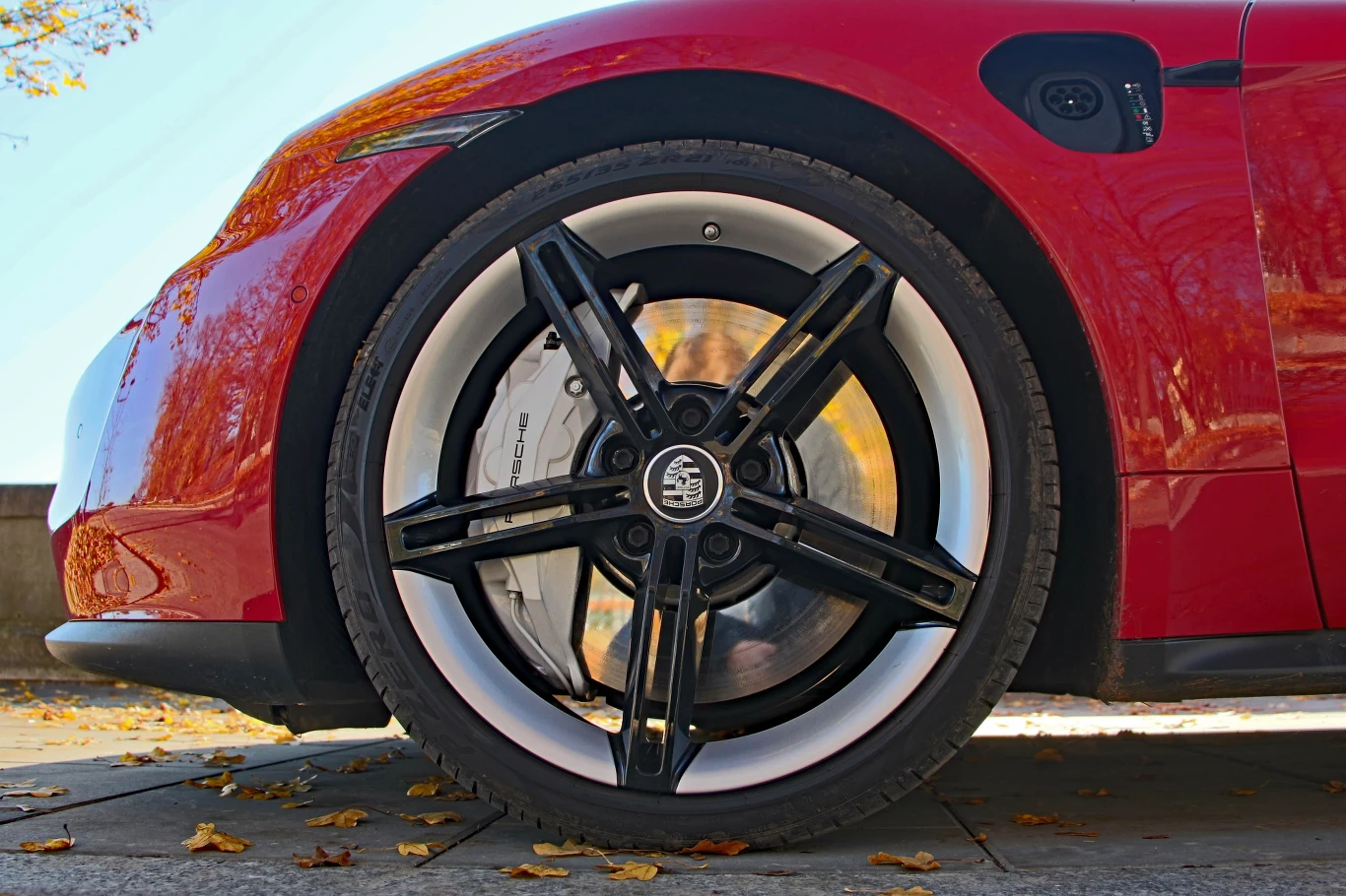 Porsche Taycan 4S