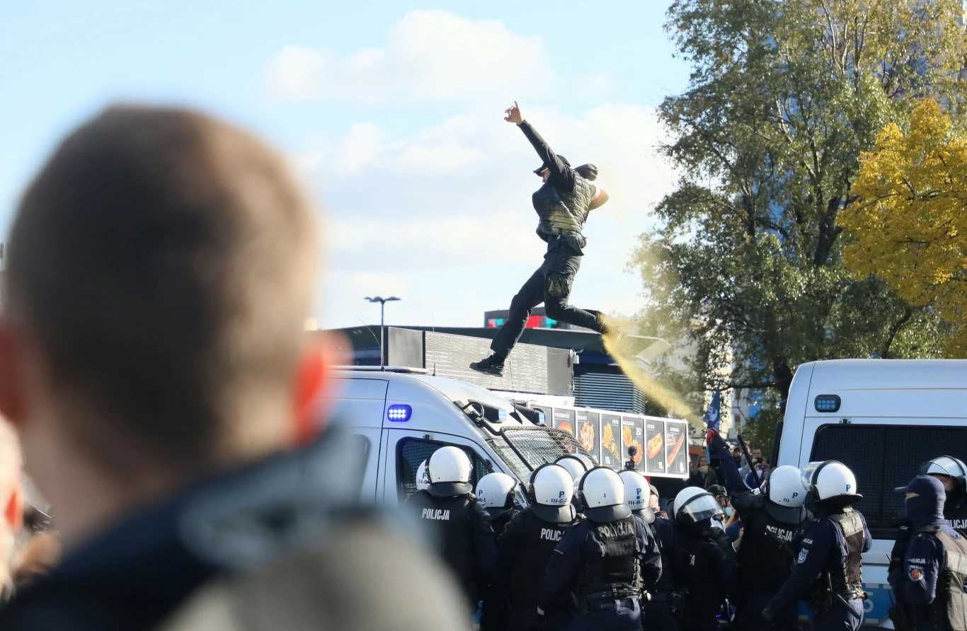Warszawa, 24.10.2020. Ogólnopolski protest "Marsz o Wolność" - sprzeciw wobec polityki rządu w kwestii COVID-19