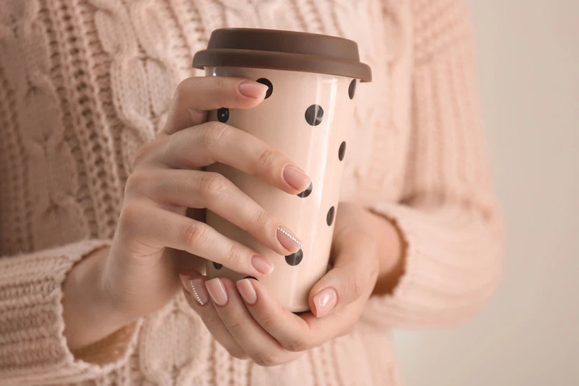 Zmysłowy, delikatny, kobiecy - przymiotniki można mnożyć