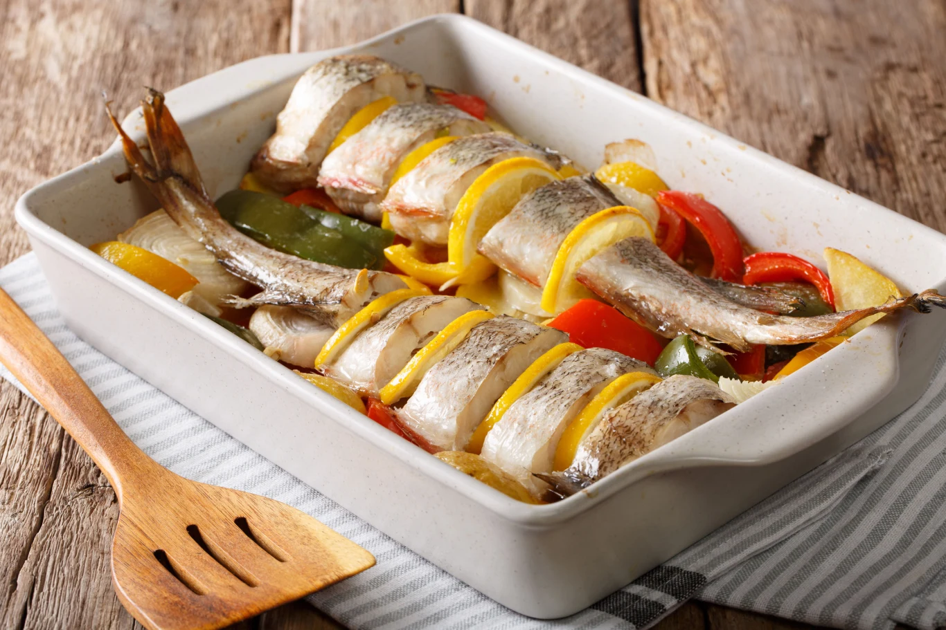 Ryba z piekarnika wygląda doskonale Ryba z piekarnika wygląda doskonale