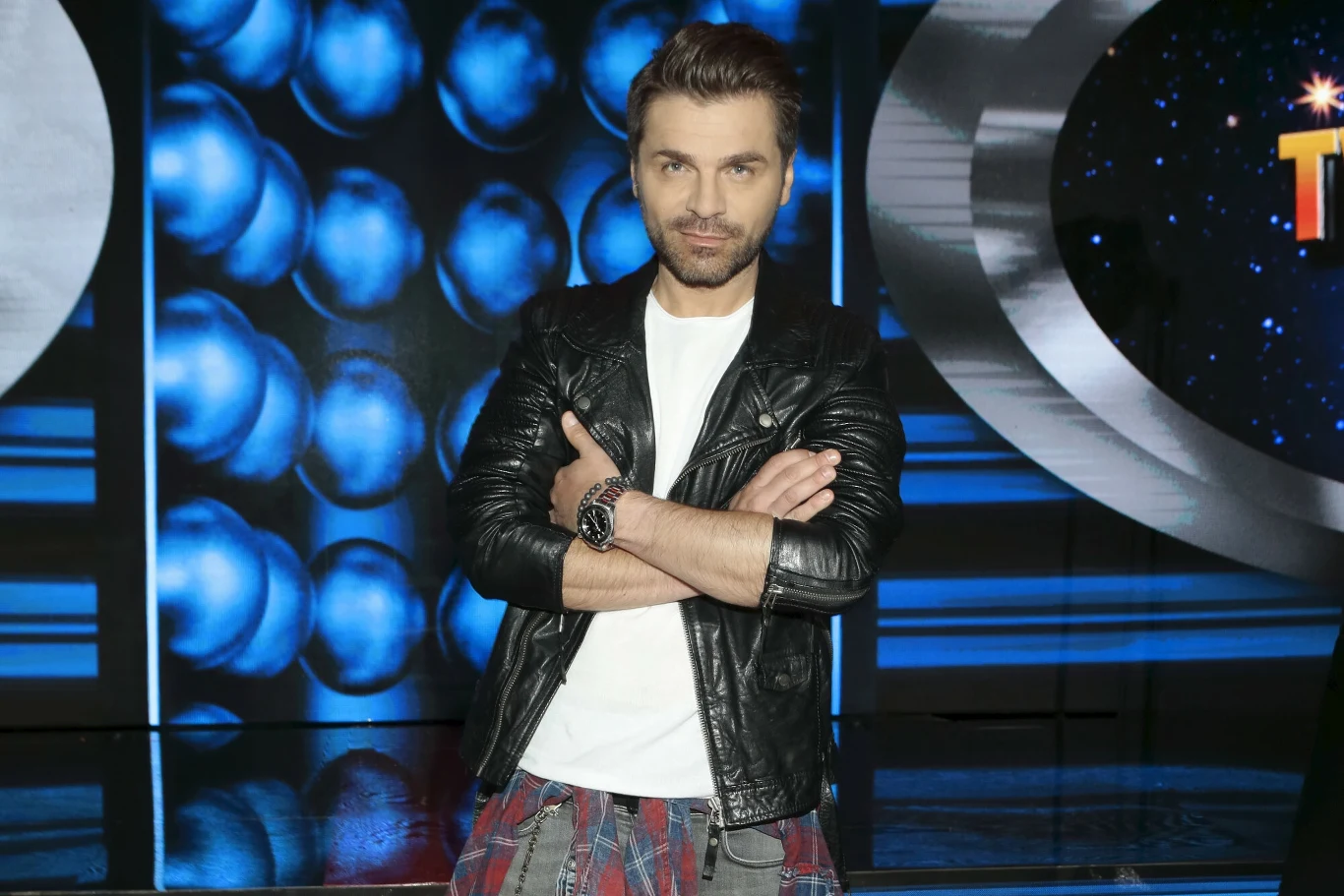 Kariery w "Idolu" nie zrobił również Łukasz Zagrobelny. Wokalista odpadł w etapie "ostatniej szansy" w drugim sezonie (2003 r.) "Wydawało mi się, że zwycięstwo w 'Idolu' będzie czystą formalnością. Wszystkim dookoła pokazywałem, że jestem najlepszy i fantastyczny, a do tego mega zarozumiały. I ludzie tak mnie odebrali. Wyrzucono mnie z tego programu i bardzo dobrze. Sam powinienem się wyrzucić" - mówił w rozmowie z Pierwszym Programem Polskiego Radia Zagrobelny.