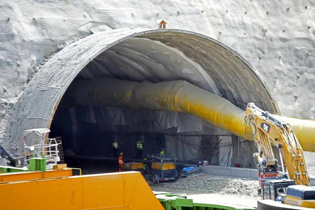 Budowa tunelu na drodze S7, czyli Zakopiance