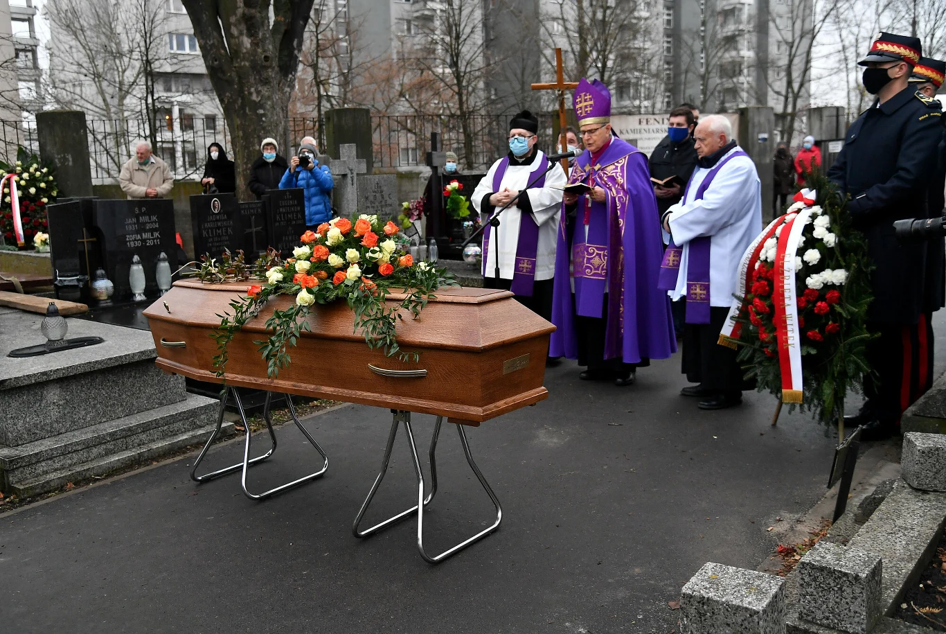 Katarzyna Łaniewska spoczęła na Cmentarzu Służewskim Nowym.