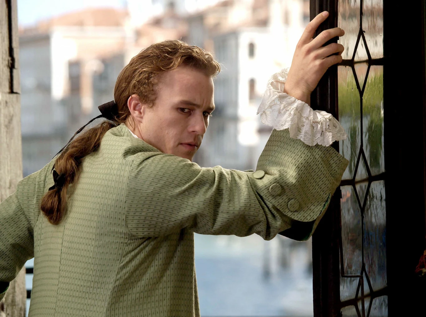 Romantyczny obieżyświat łamał serca kobiet na całym kontynencie (kadr z filmu "Casanova")