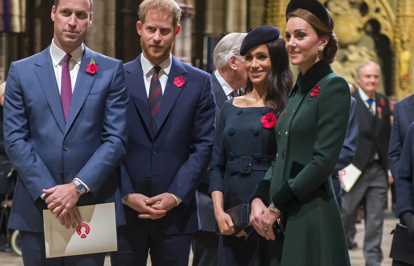 William, Harry, Meghan i Kate William, Harry, Meghan i Kate