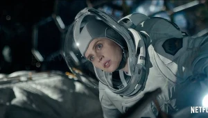 "Niebo o północy": Ciężarna astronautka 
