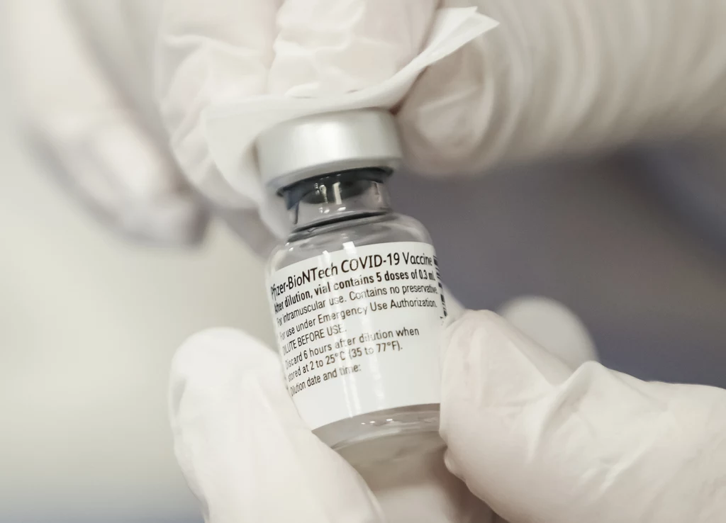 Szczepionka firm Pfizer i BioNTech Szczepionka firm Pfizer i BioNTech