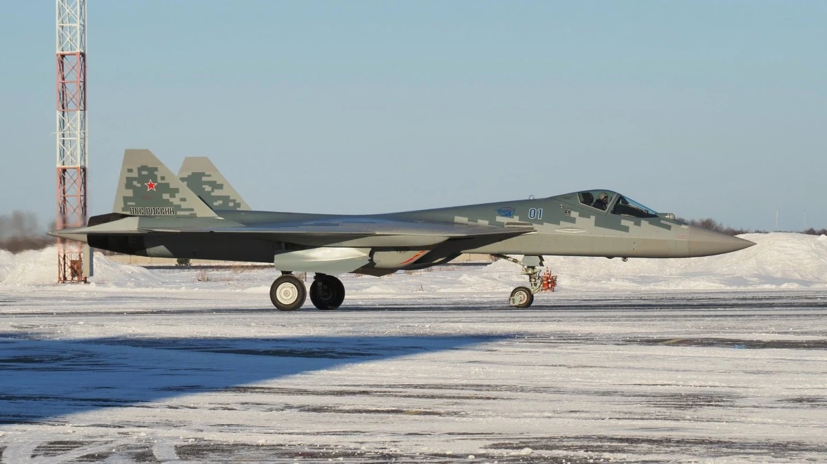 Przekazany armii myśliwiec Su-57 Przekazany armii myśliwiec Su-57