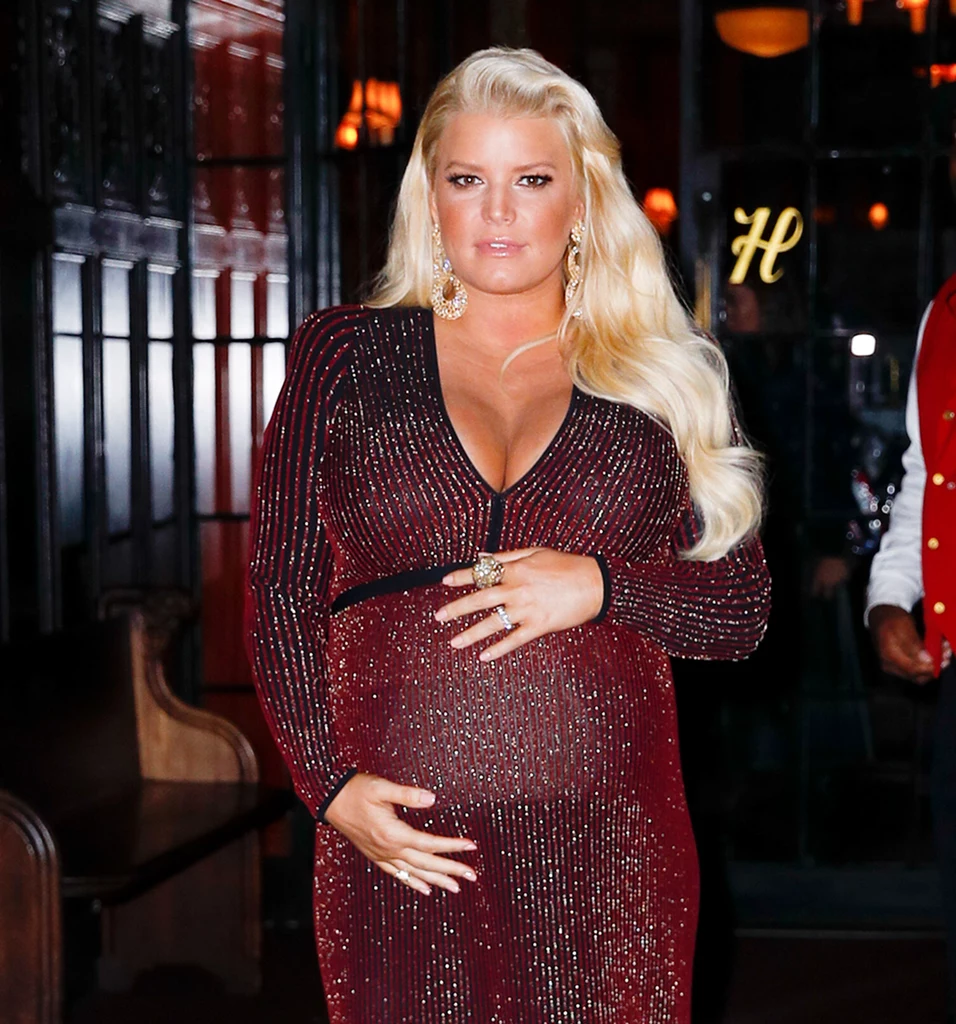 Jessica Simpson mocno się zmieniła od czasu urodzenia trzeciego dziecka