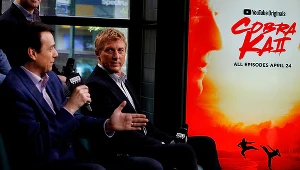 Ralph Macchio i William Zabka na spotkaniu przy okazji premiery drugiego sezonu serialu "Cobra Kai"