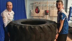 Żużel. Trener personalny, DJ po godzinach, szkoli zawodników RzTŻ Rzeszów. Dźwigają ważące 70 kilo opony z traktora