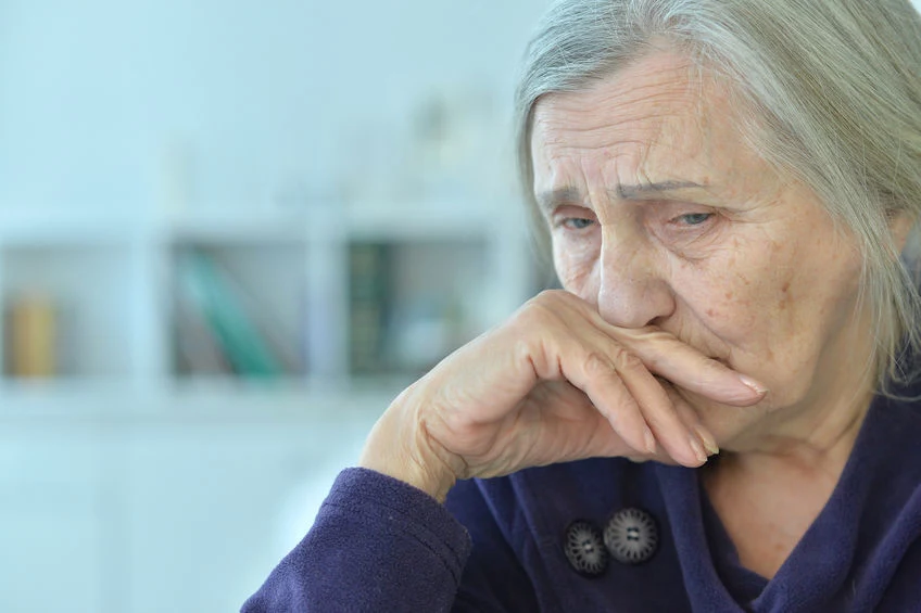 Uczeni dowiedli, że nudna praca zwiększa ryzyko demencji na emeryturze