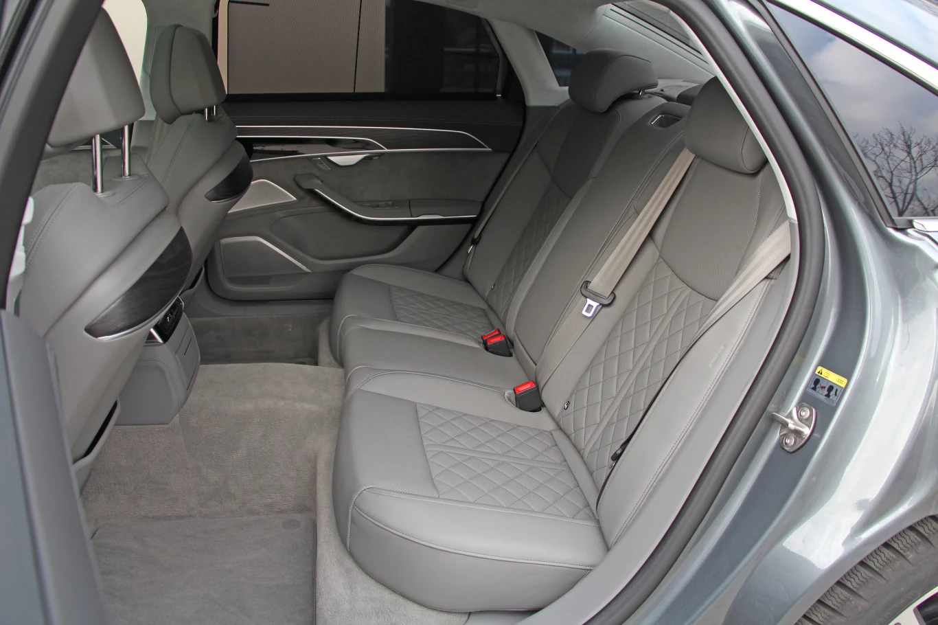 Audi A8 L 60 TFSI e