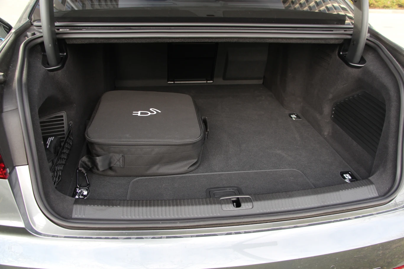 Audi A8 L 60 TFSI e