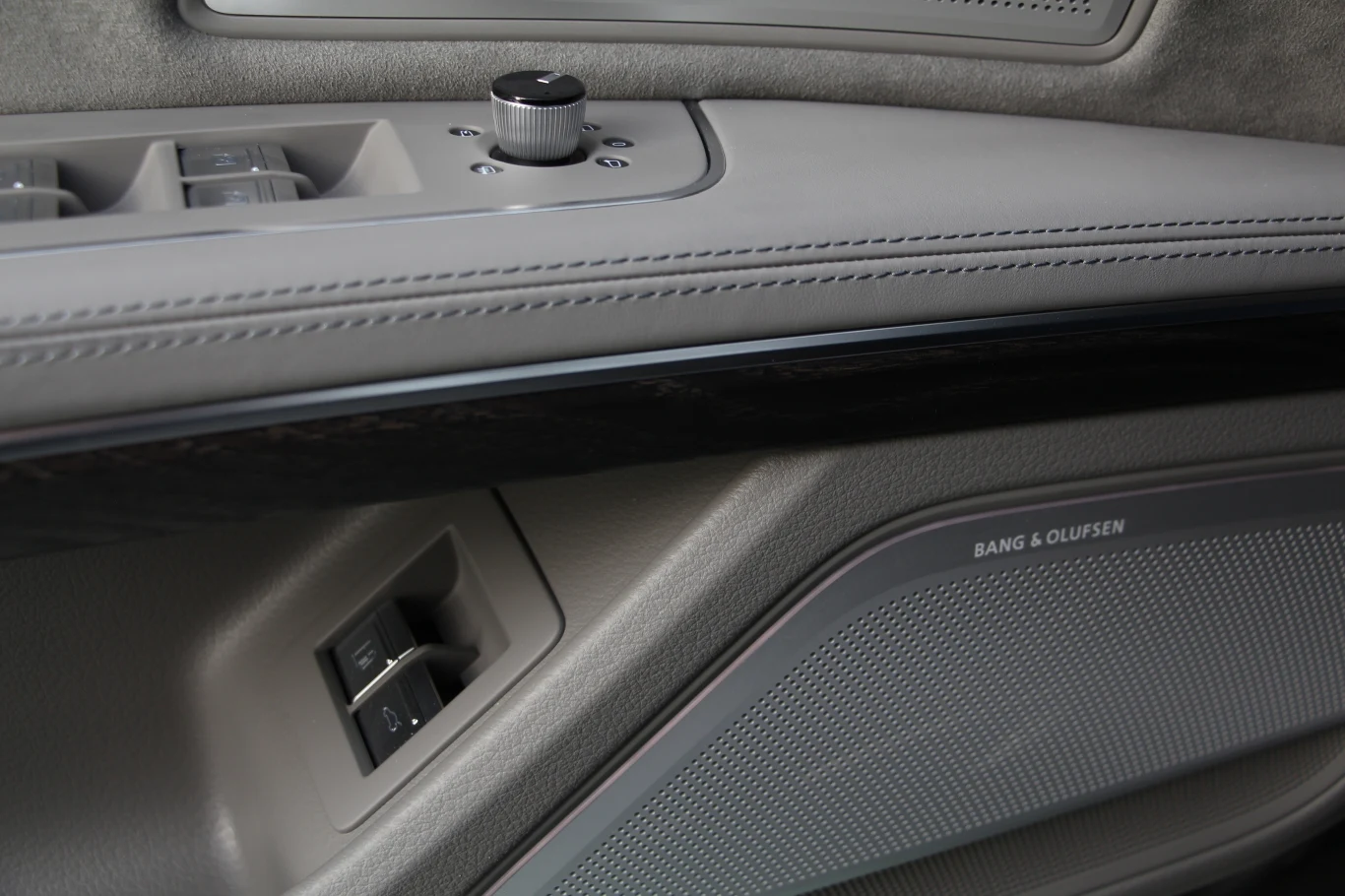 Audi A8 L 60 TFSI e
