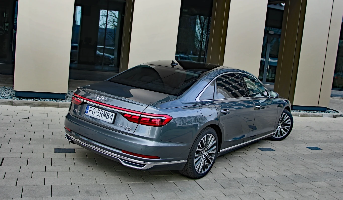 Audi A8 L 60 TFSI e