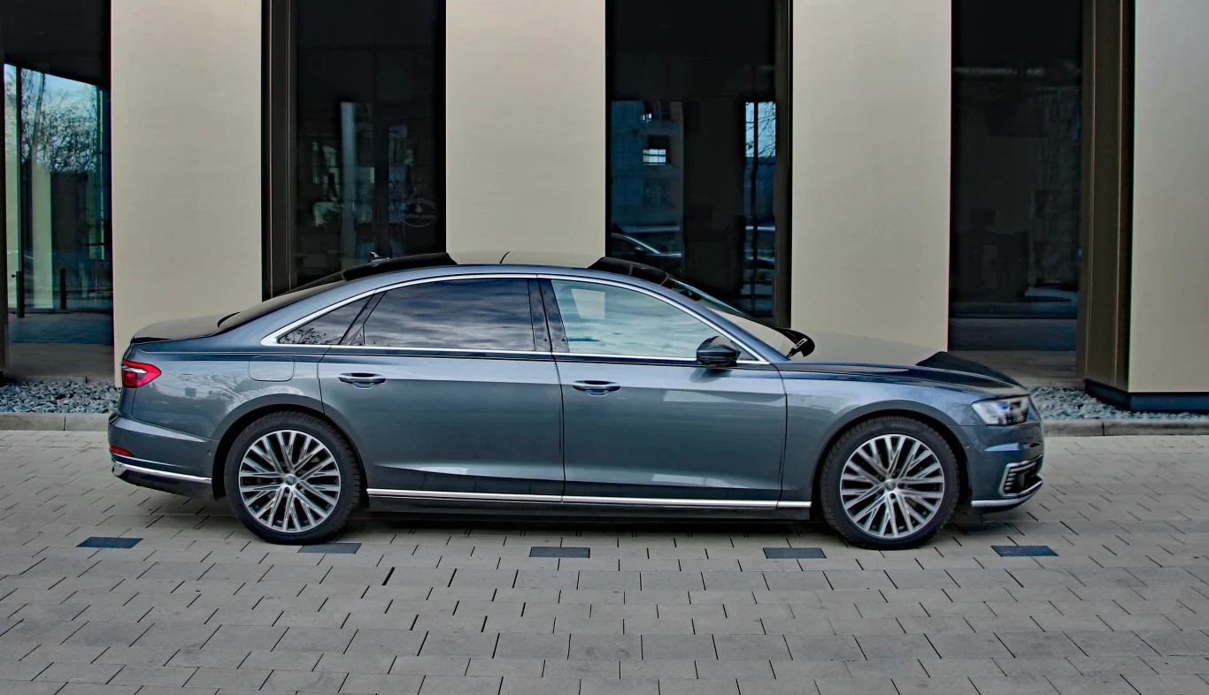 Audi A8 L 60 TFSI e