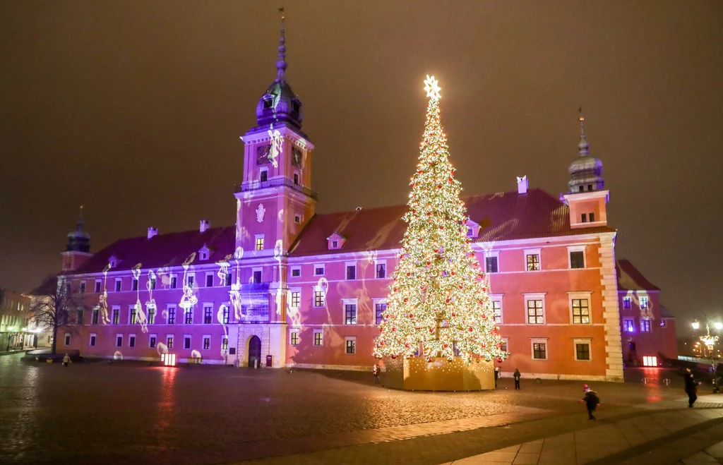 Opustoszałe centrum Warszawy Opustoszałe centrum Warszawy